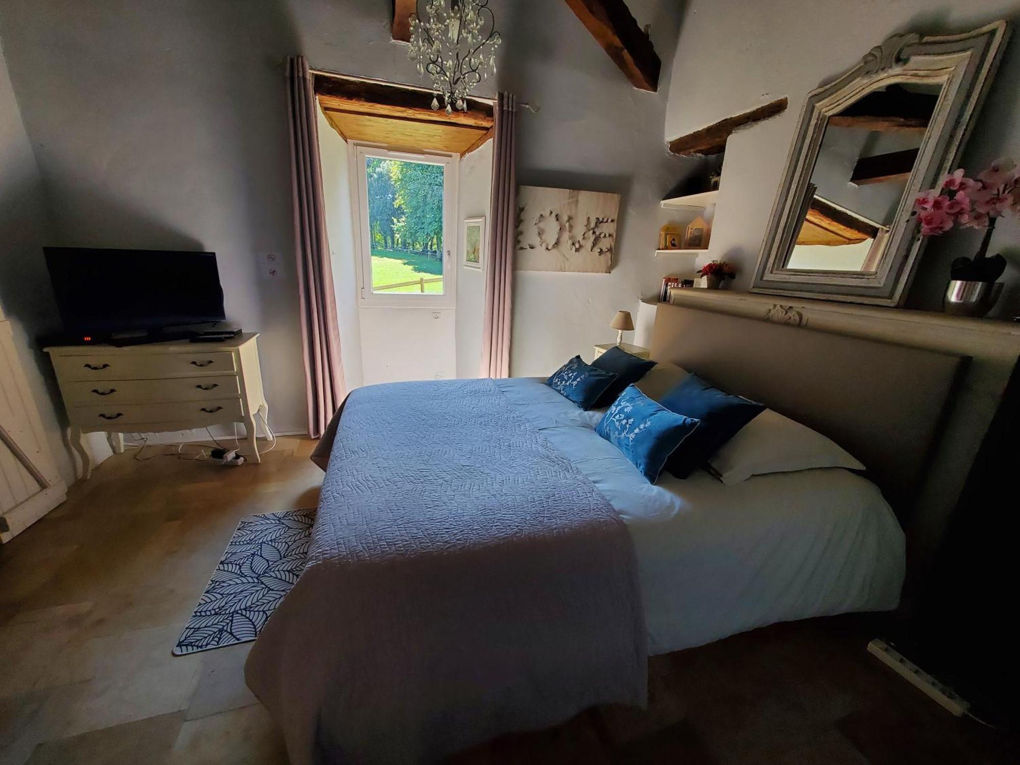 Maison Climatisee Avec Jacuzzi A 10 Min De Sarlat Exterior foto